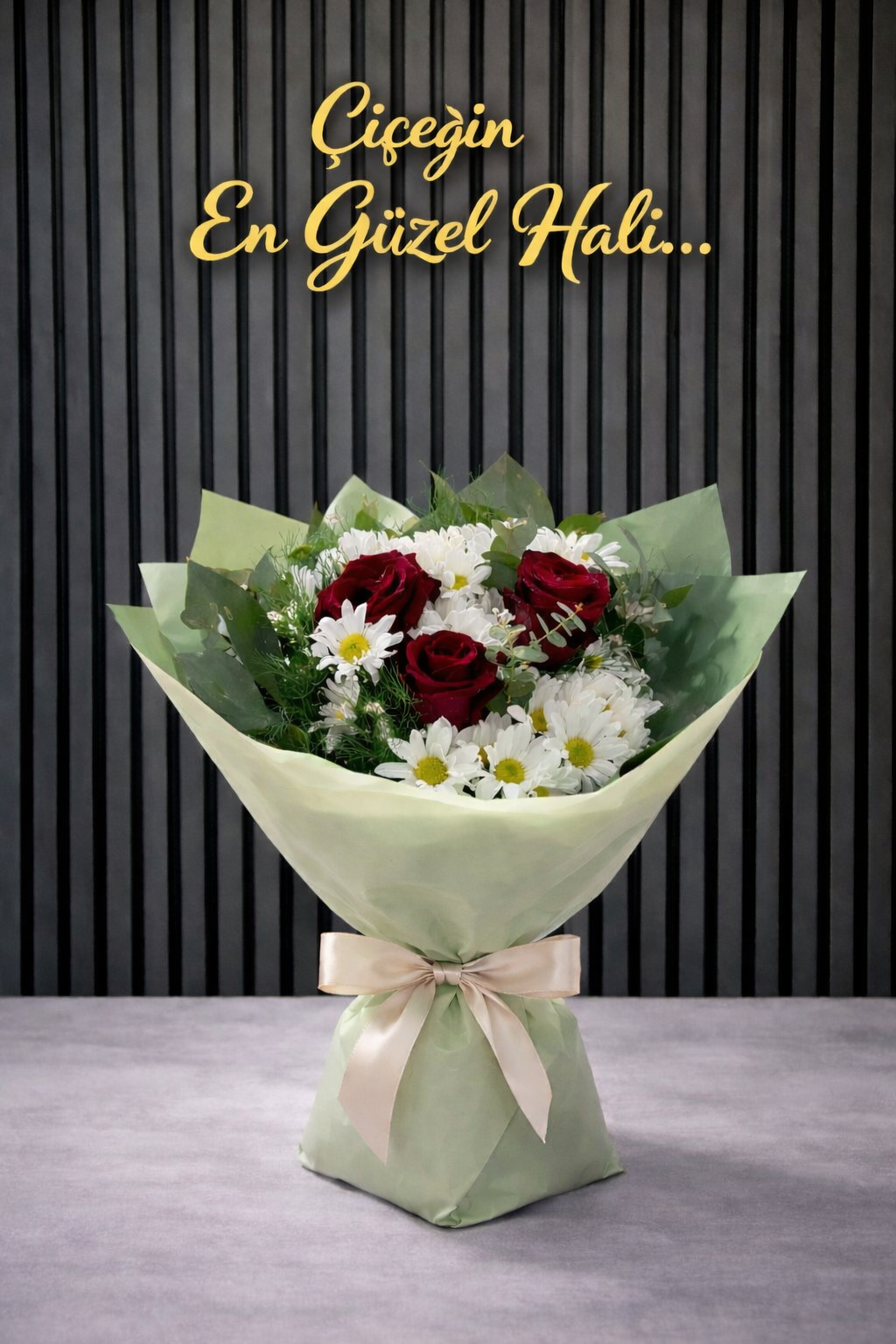 3 Adet Gül Ve Bol Papatya Buketi