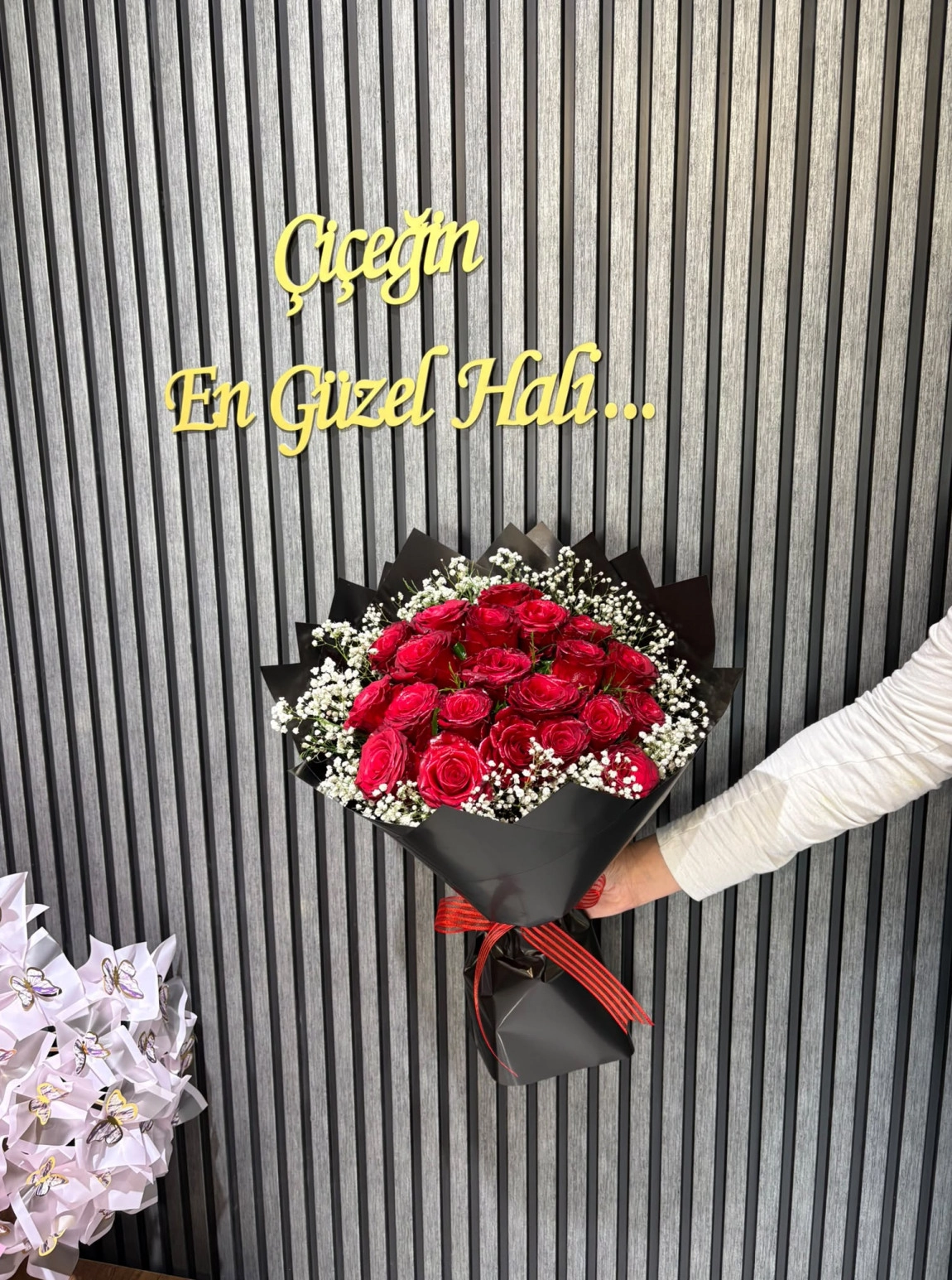 Canlı 21 Kırmızı Gül Buketi