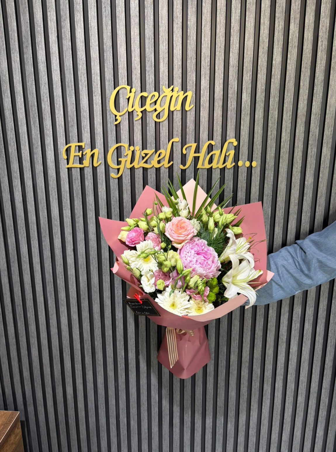Karışık Lilyum Papatya Gül Buketi