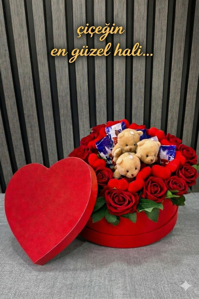Premium Kalp Kutuda Güller Ayıcıklar Ve Çikolatalar