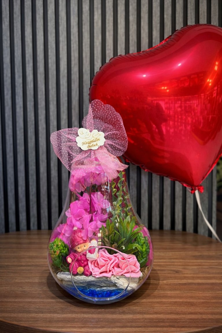 Kız Bebek Armut Figürlü Teraryum