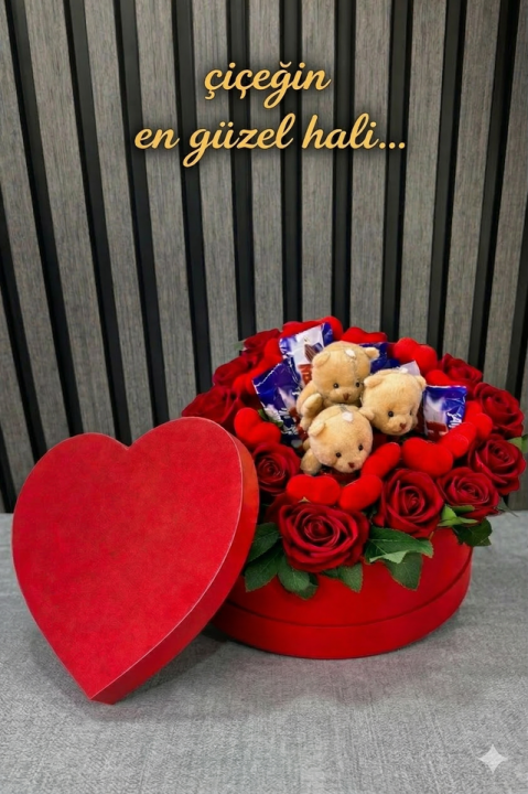 Premium Kalp Kutuda Güller Ayıcıklar Ve Çikolatalar