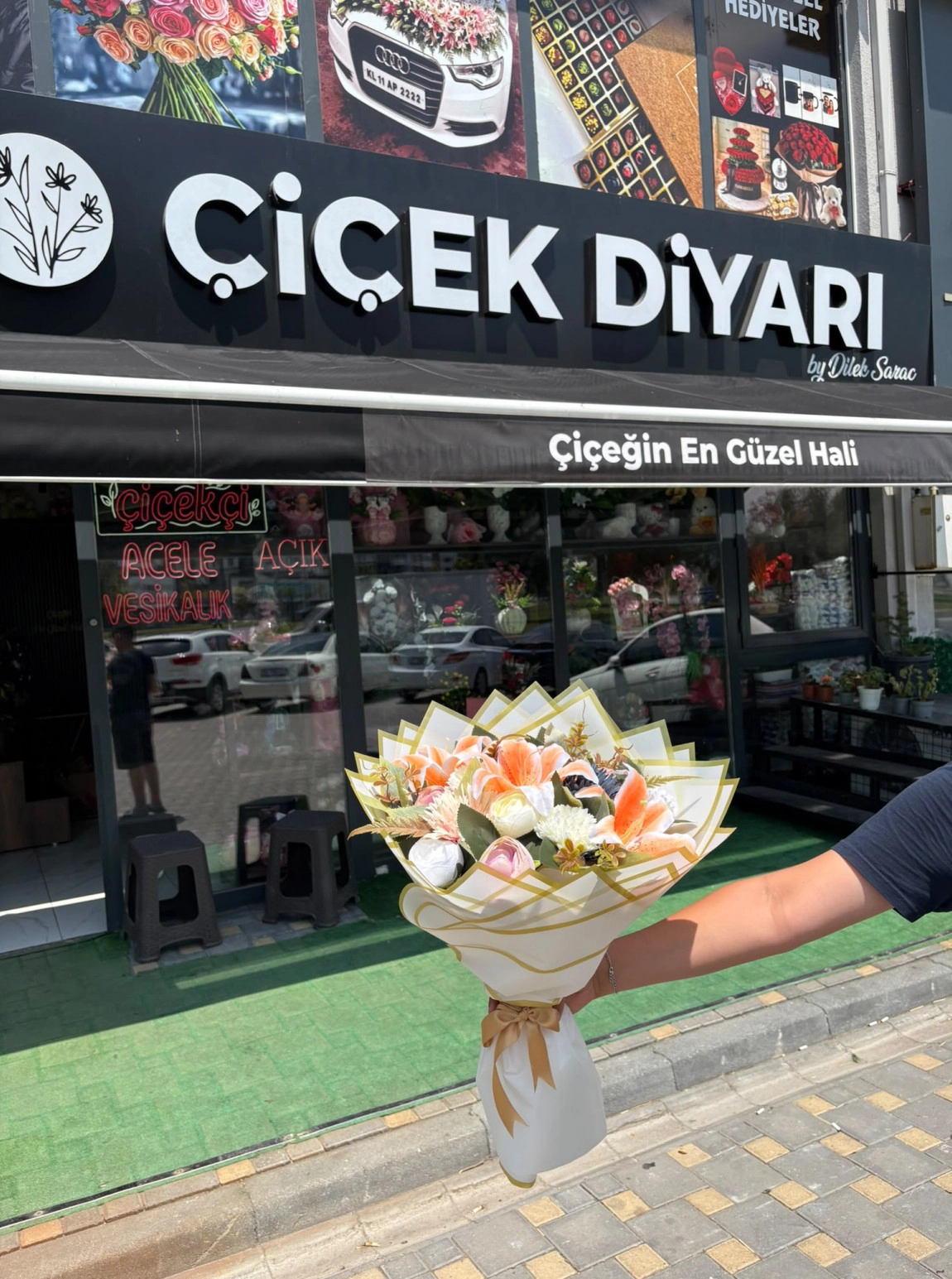 Yapay Lilyum Ve Şakayık Buketi Lüx