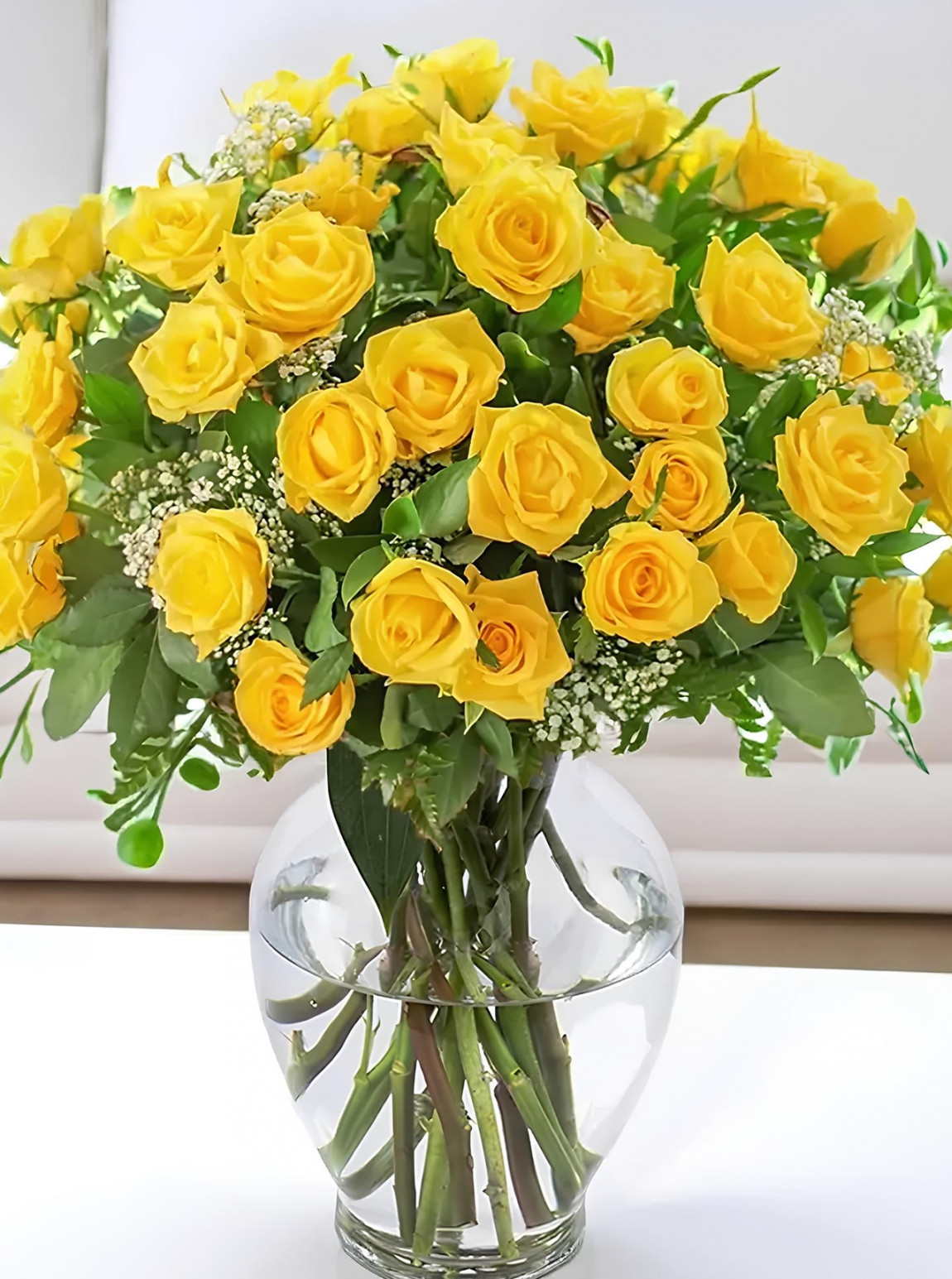 Vazoda 40 Tane Sarı Gül